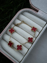 Load image into Gallery viewer, Clover bracelet

