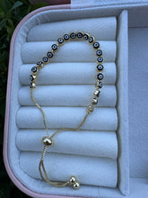Cargar imagen en el visor de la galería, Evil eye bracelet
