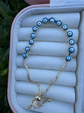 Cargar imagen en el visor de la galería, Evil eye bracelet
