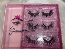 Cargar imagen en el visor de la galería, Classic Lash Book
