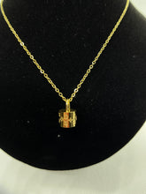 Load image into Gallery viewer, Lv pendent
