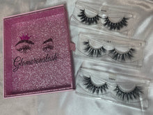 Cargar imagen en el visor de la galería, Classic Lash Book
